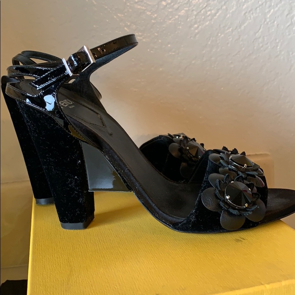 Shoes - Picture 3 of 5